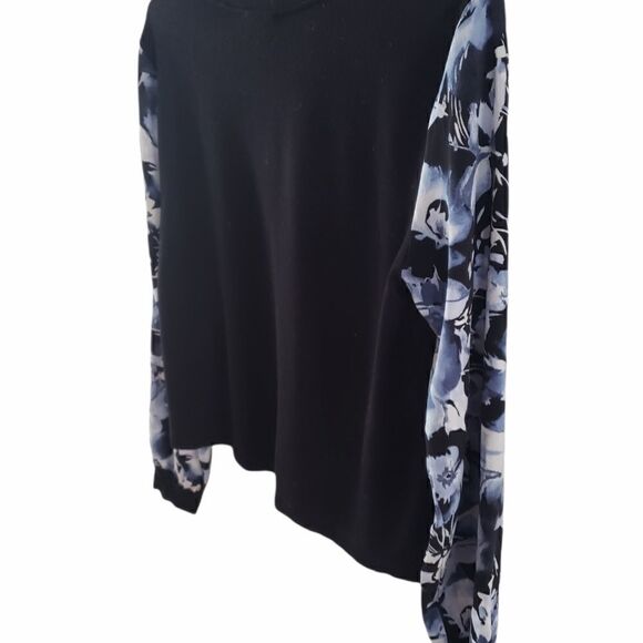 Forever21 Long Sleeves Floral Blouse - Picture 7 of 11